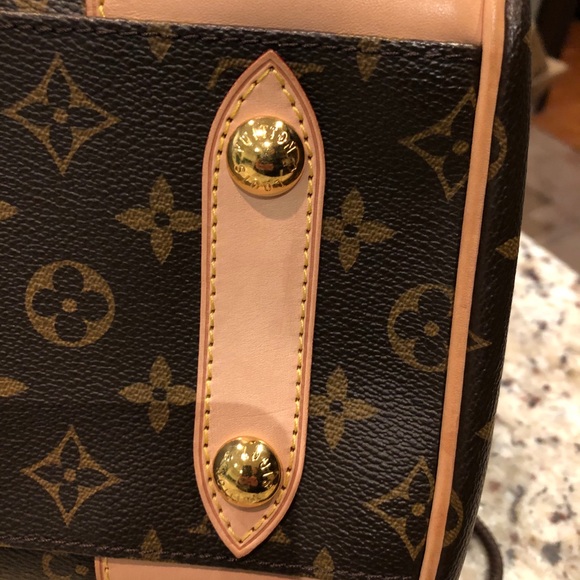 SOLD. Louis Vuitton LV Retiro PM Bag - Picture 11 of 16